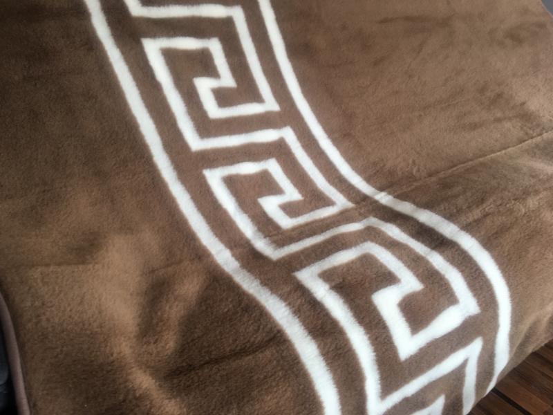 KOC WEŁNIANY CAMEL CIEMNY GREKA 160x200