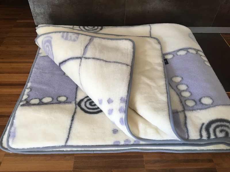 KOŁDRA Z WEŁNY ALPAKI VIOLET BOTANICA + KASZMIR CARO 200x200