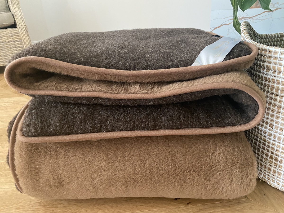 KOŁDRA WEŁNIANA MERYNOS SYBERIA DZIKI BRĄZ + CAMEL CIEMNY 200X200