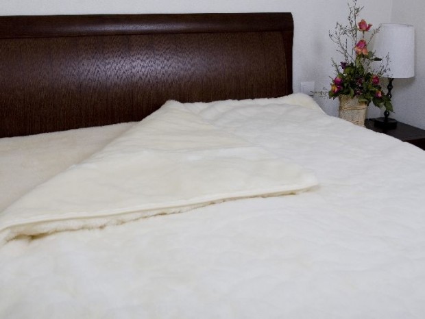 KOŁDRA WEŁNIANA 140x200 KASZMIR LUX AVANGARD