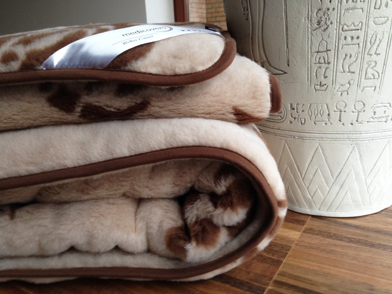 KOŁDRA WEŁNIANA CAMEL CAPPUCCINO TULIPAN 140X200