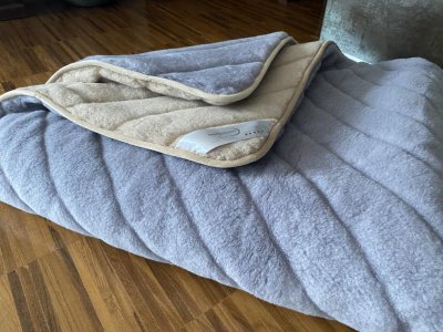 KOŁDRA Z WEŁNY ALPAKI ALPINA PASY + CAMEL JASNY PASY 140x200