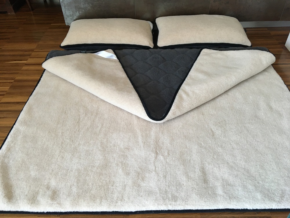 POŚCIEL WEŁNIANA ALPAKA CIEMNA CARO + CAMEL JASNY 240x200 + MATERAC