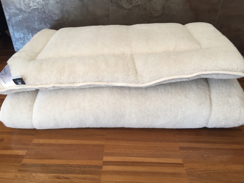 MATERAC WEŁNIANY CAMEL JASNY LIGHT 120x200