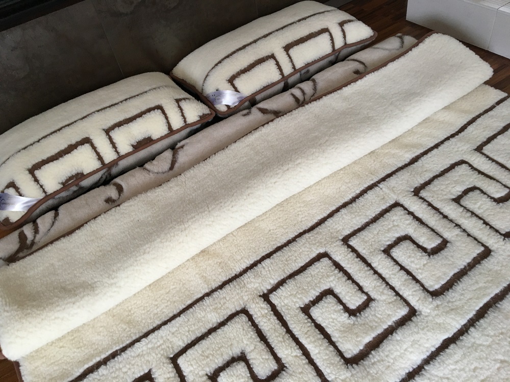 POŚCIEL WEŁNIANA CAMEL BOHO + MERYNOS TUMBLER GREKA 240x200 + PODKŁAD