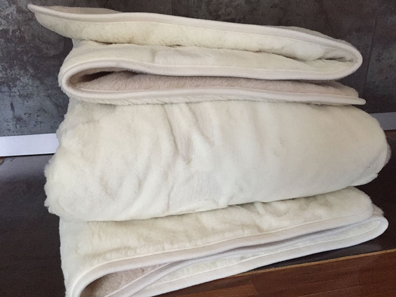 KOŁDRA WEŁNIANA CAMEL CAPPUCCINO + KASZMIR RÓŻA 180X200