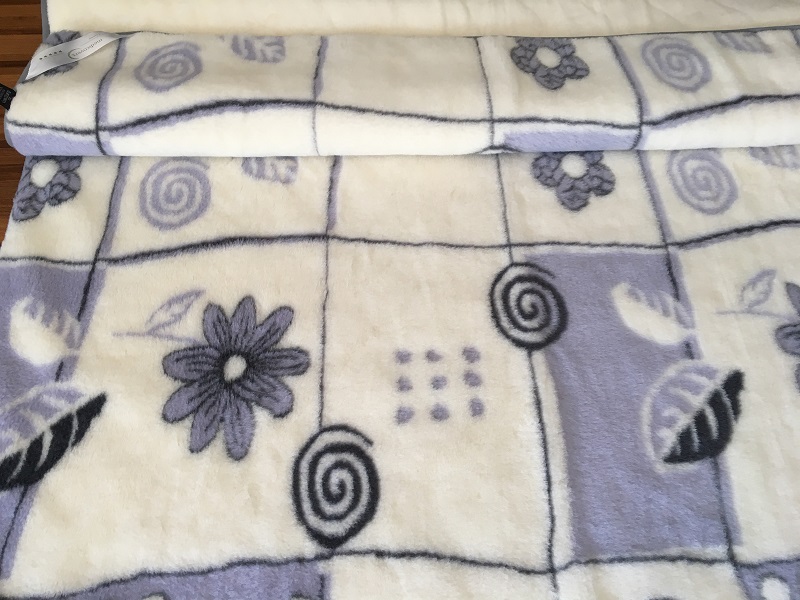POŚCIEL Z WEŁNY ALPAKI VIOLET BOTANICA + KASZMIR CARO 140X200 + PODKŁAD