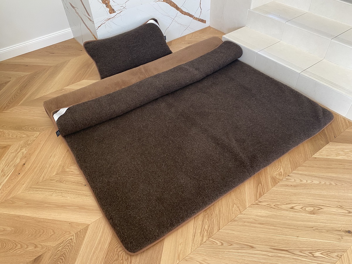 POŚCIEL Z WEŁNY MERYNOS SYBERIA DZIKI BRĄZ + CAMEL CIEMNY 140X200 + MATERAC